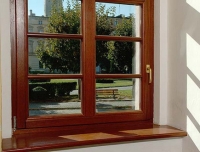 В чем заключаются преимущества деревянных окон?